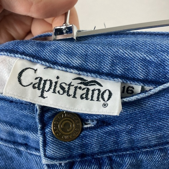 Vintage Americana, patchwork denim shorts - Picture 5 of 5